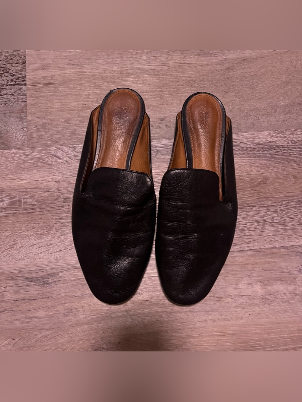 FRYE women’s black leather mule slip on flat shoes size 8